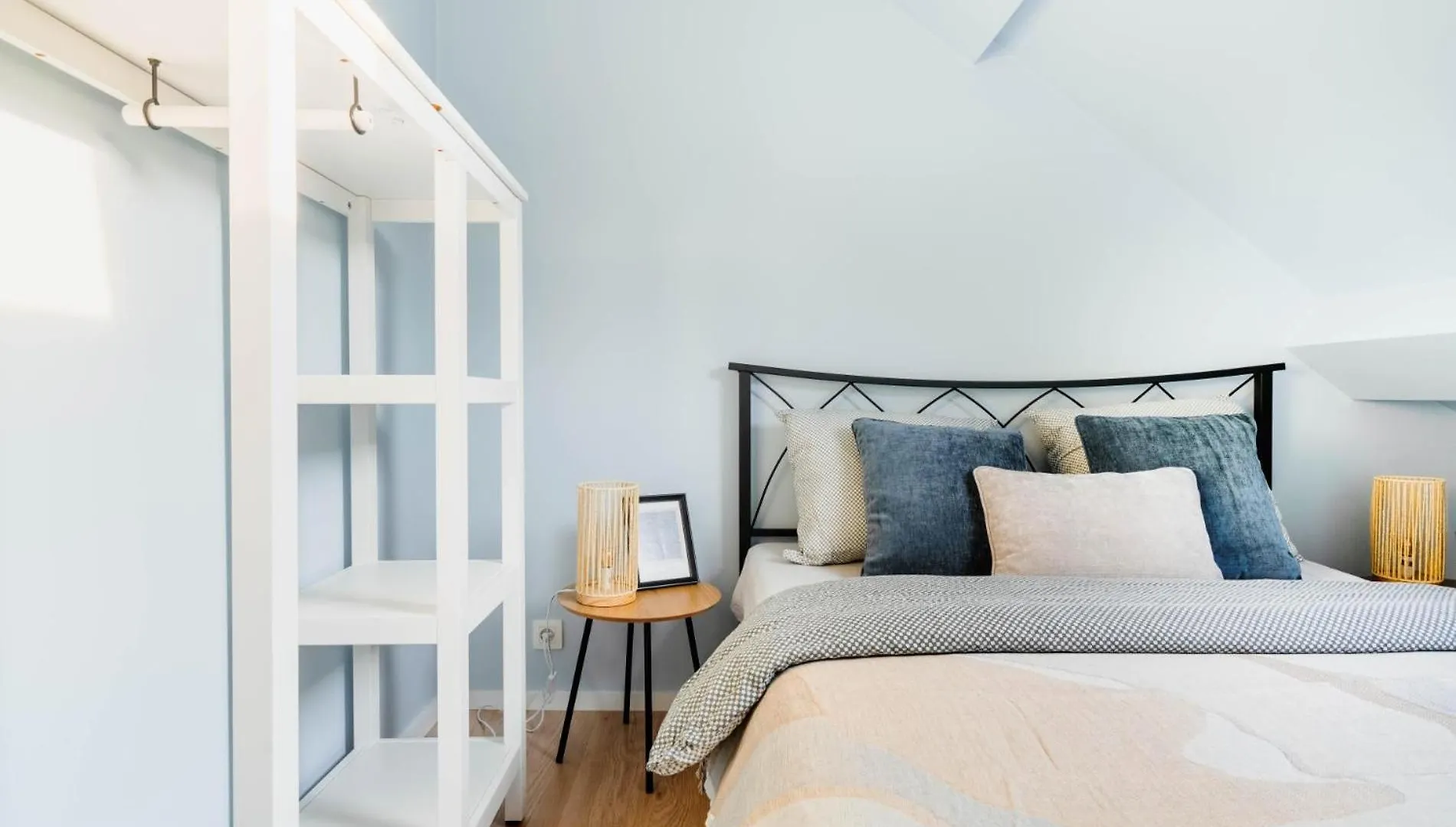 Apartment Charming Ostend Home Near Beach And City Center