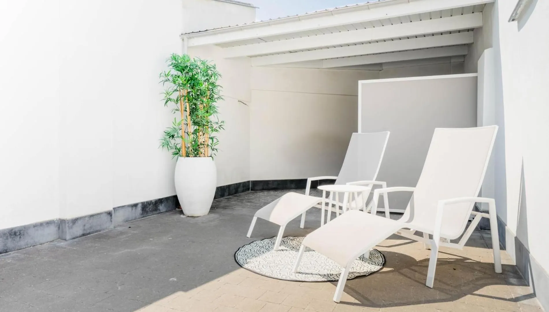 Apartment Charming Ostend Home Near Beach And City Center